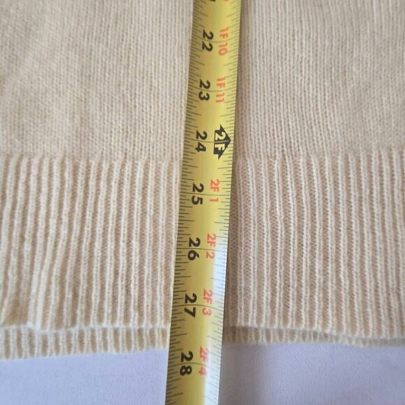 Calypso St. Barth Womens Yellow Cashmere V Neck Pullover Sweater Size Medium - Picture 10 of 11